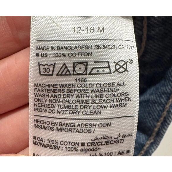 Old Navy Heart Pocket Jean Jacket Baby Girl Size 12-18M Denim Light Wash Love - Picture 7 of 7
